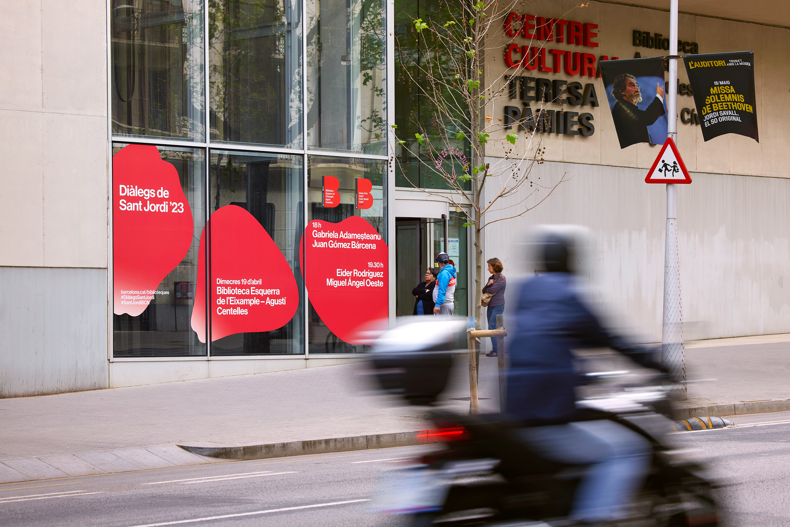 Forma_Biblioteques_Dialegs_Sant_Jordi_04