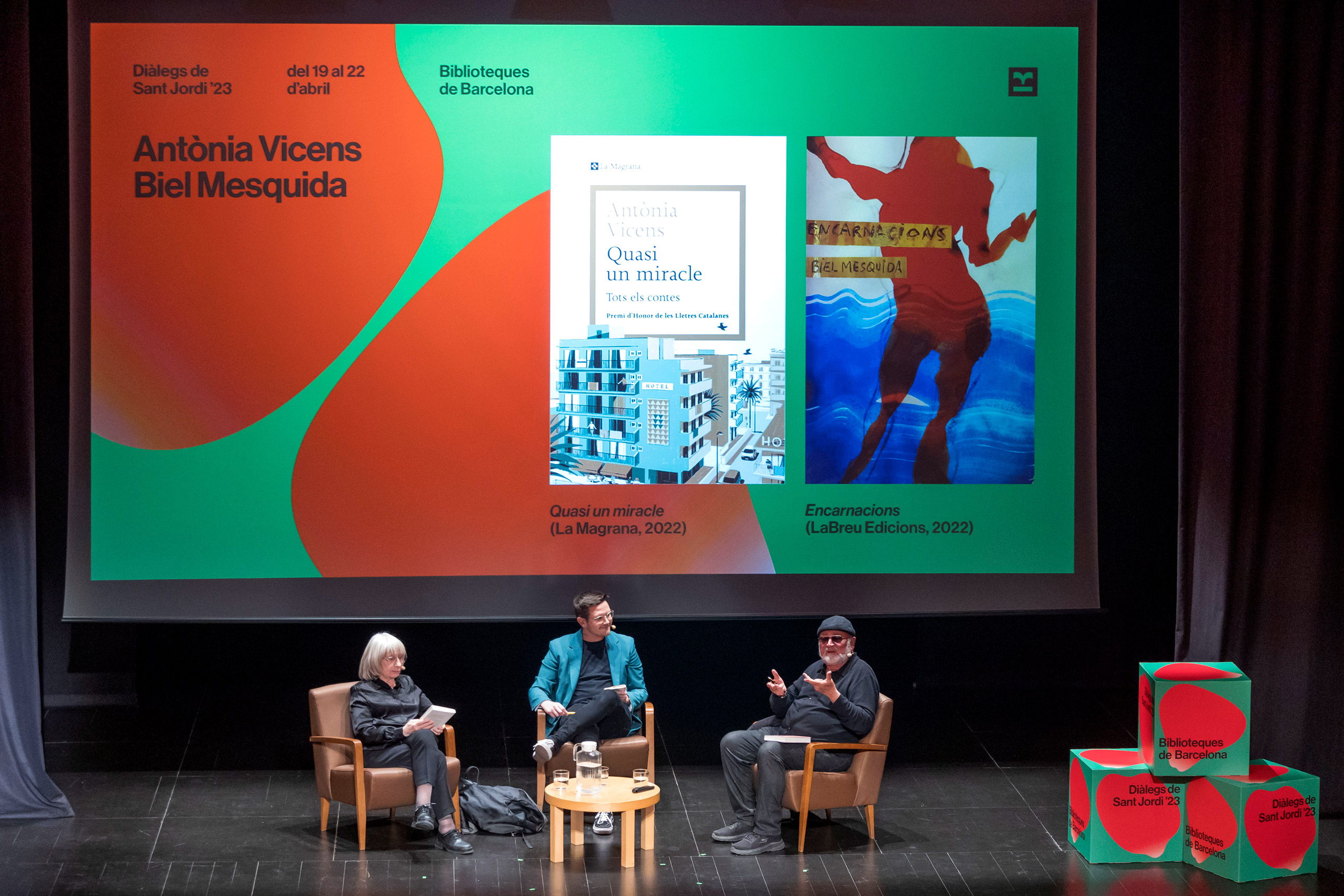 Forma_Biblioteques_Dialegs_Sant_Jordi_09