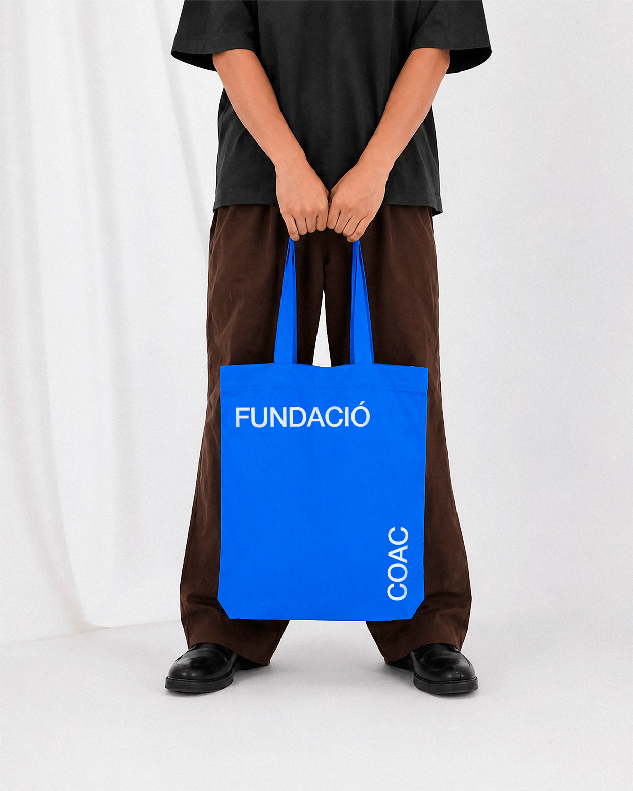 Forma_Fundacio_COAC_Visual_Identity_Totebag_02